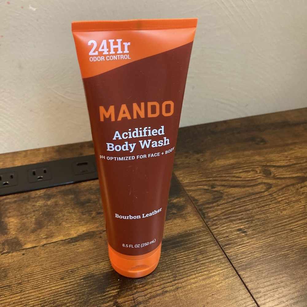 Mando Acidified Body Wash 8.5oz Bourbon Leather Scent Face Body Cleanser
